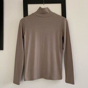 OAK + FORT Soft Beige Mock-neck Turtleneck Size Small